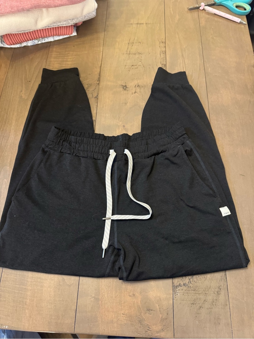 Vuori Size XS Performance Jogger Black